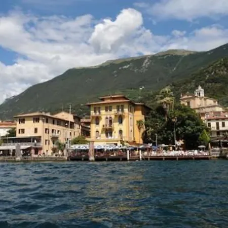 Hotel Malcesine Мальчезине