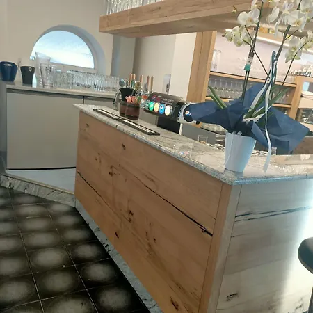 Hotel Malcesine Отель Мальчезине