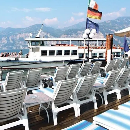 Hotel Malcesine Мальчезине