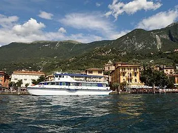 Hotel Malcesine マルチェージネ