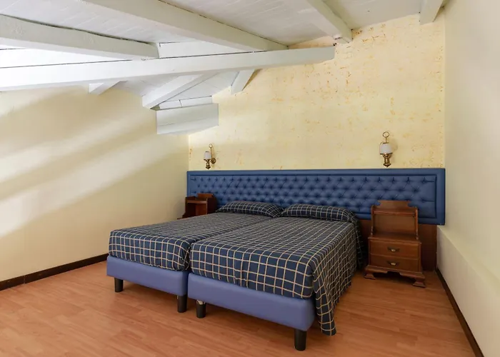 Отель Hotel Malcesine Мальчезине