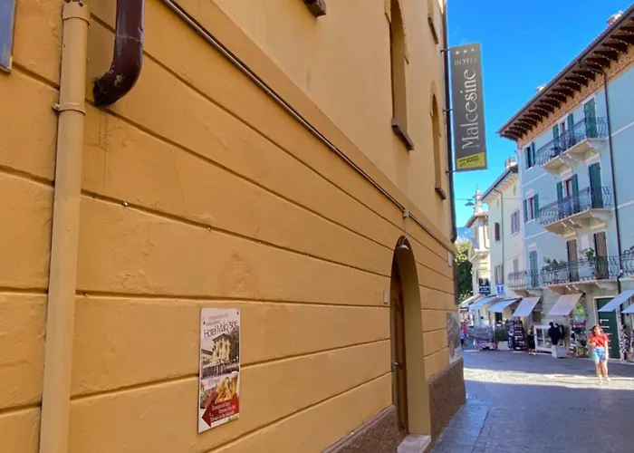 Отель Hotel Malcesine